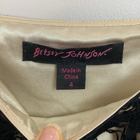 Y2K Betsey Johnson Black Lace Over Tan Satin Babydoll Mini Dress size 2 - Picture 10 of 15
